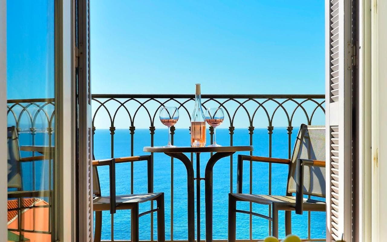 Hôtel La Pérouse Nice Baie des Anges – billede 3