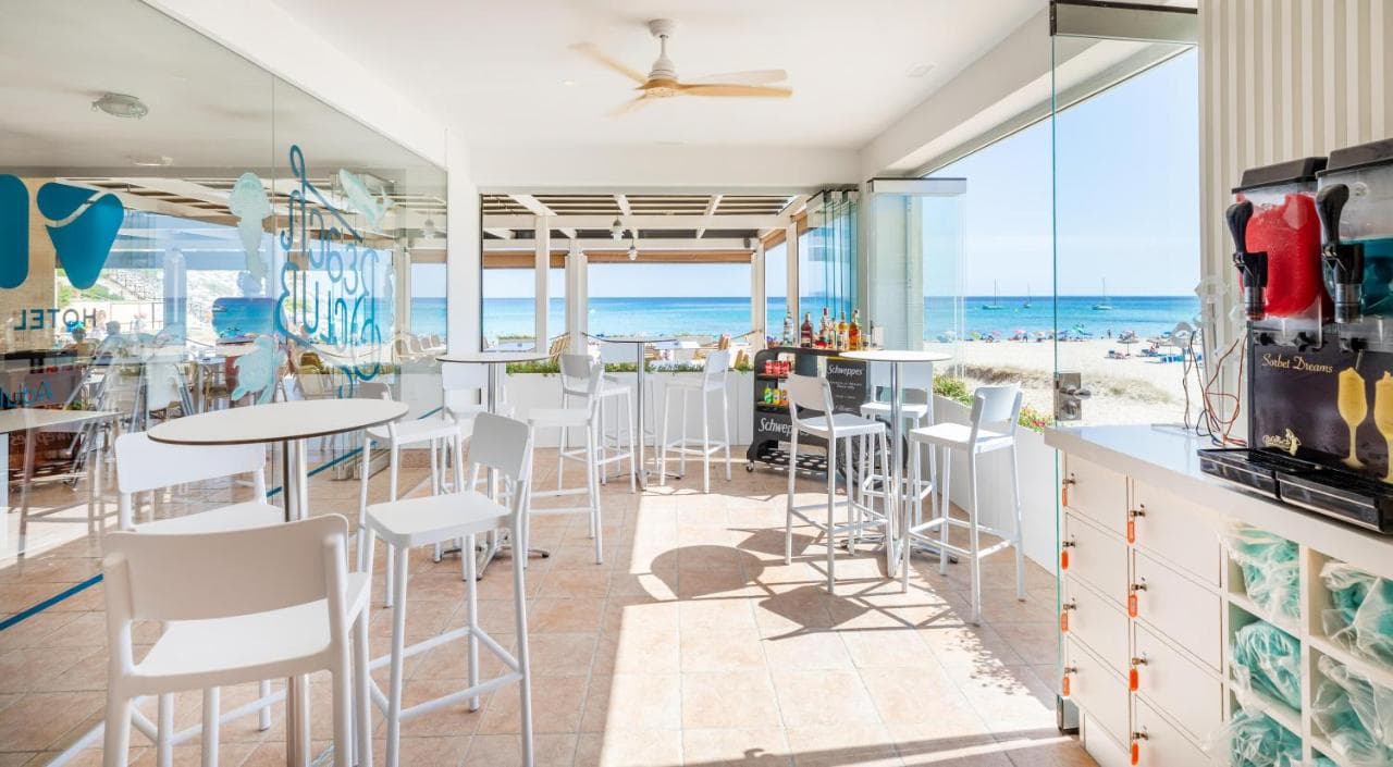 VIVA Cala Mesquida Suites & Spa Adults Only 16 – kuva 8