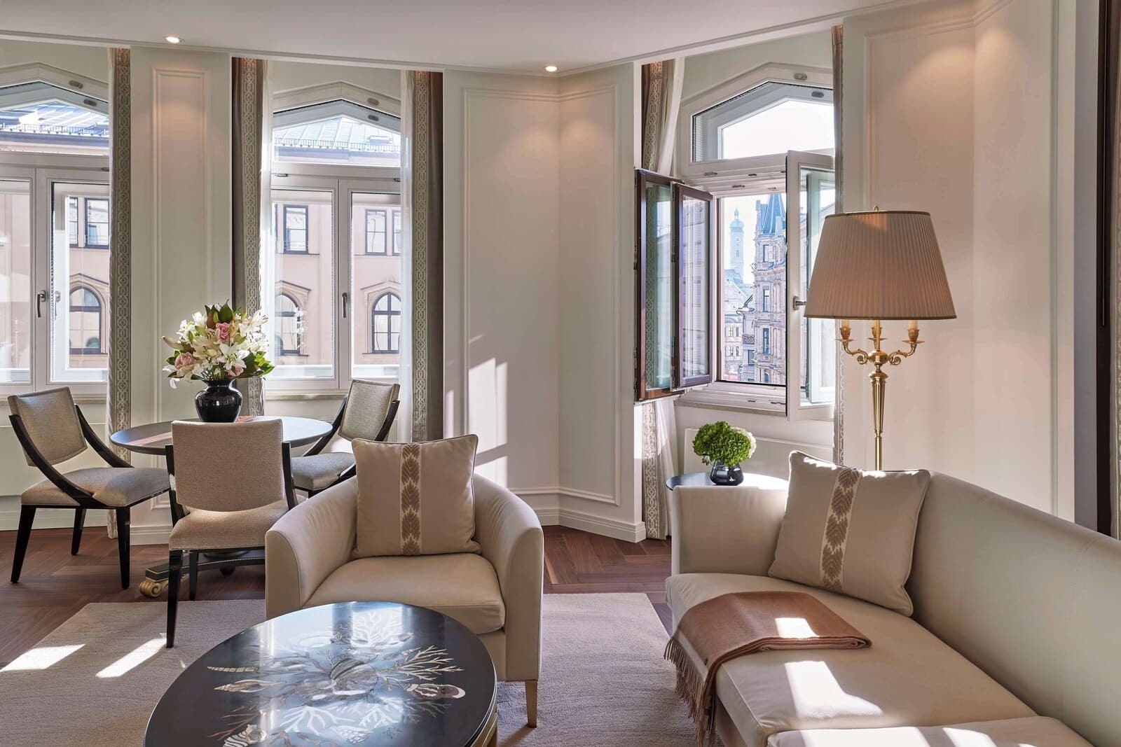 Vier Jahreszeiten Kempinski München – kuva 2