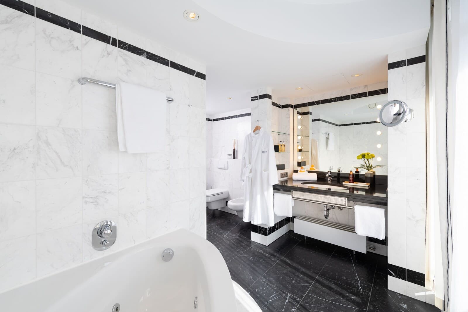 THE MADISON Hotel Hamburg – billede 3