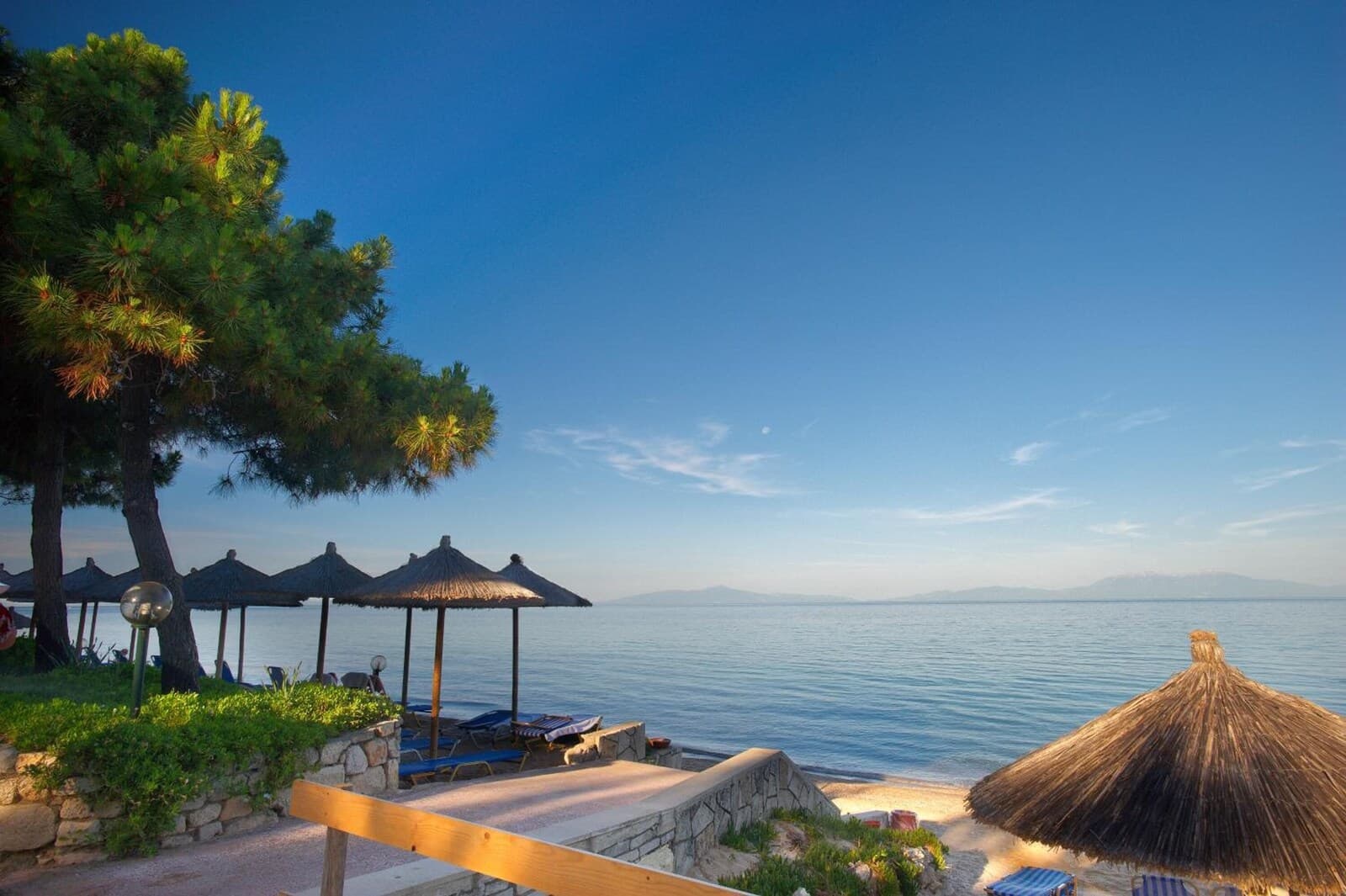 Portes Beach Hotel – hoofdfoto