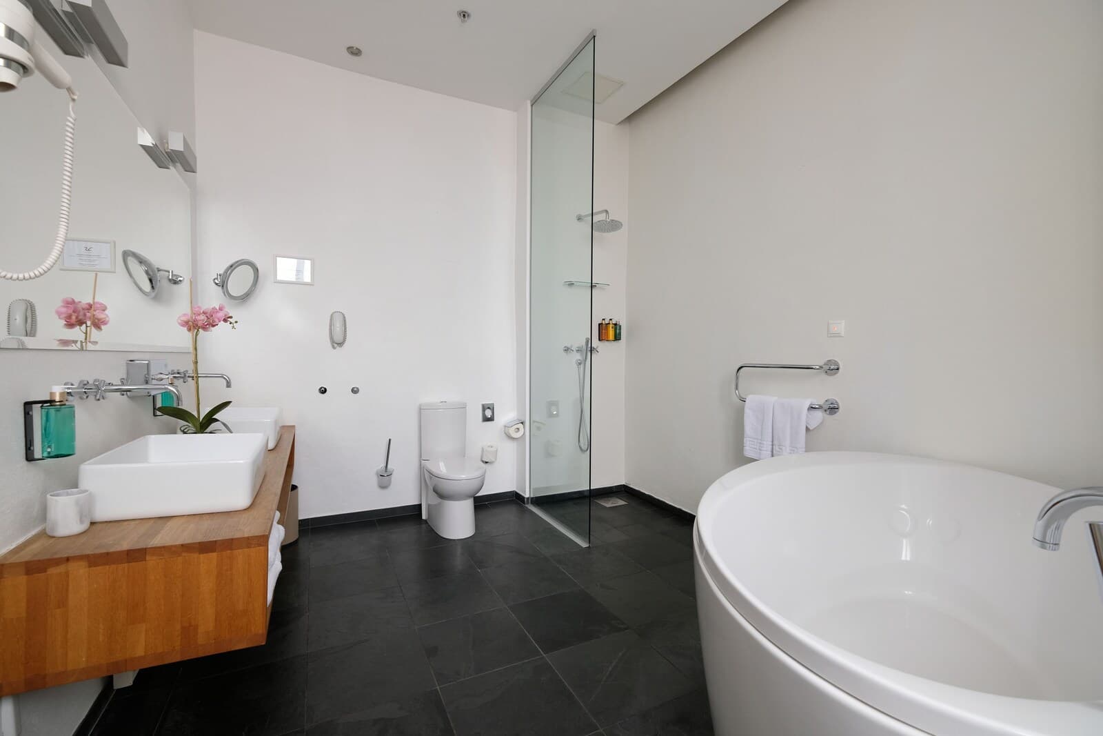 The Three Sisters Hotel – billede 3