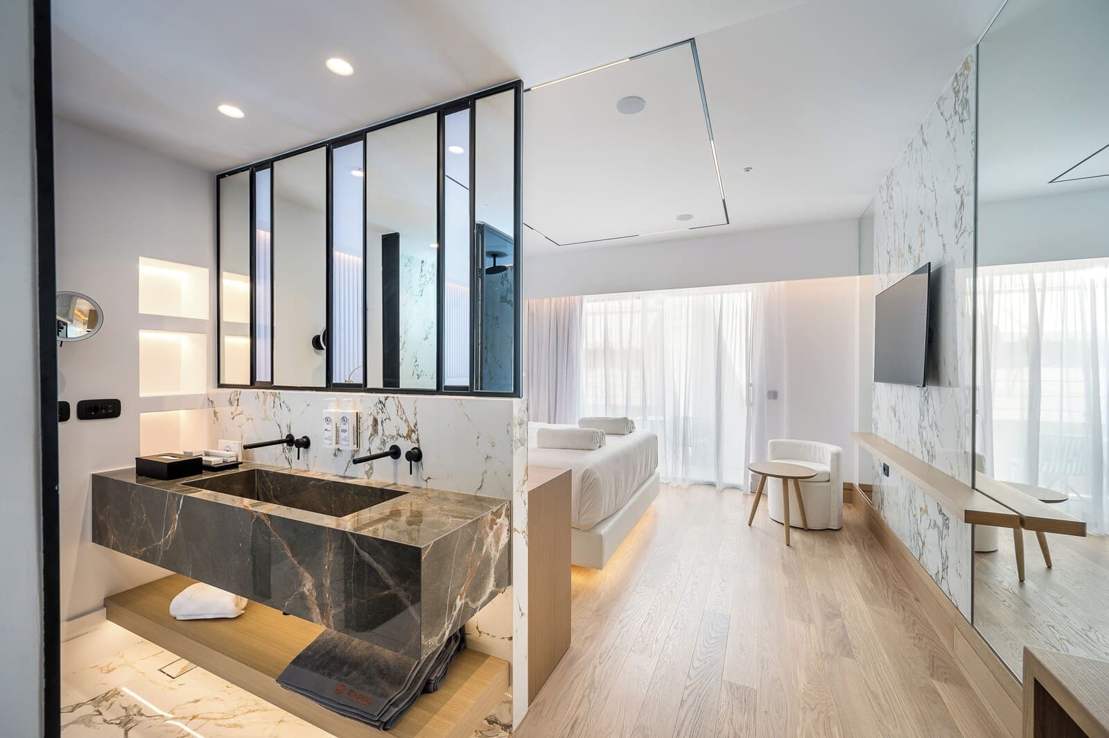 Ethereal White Resort Hotel & Spa - Adults Only – photo 2