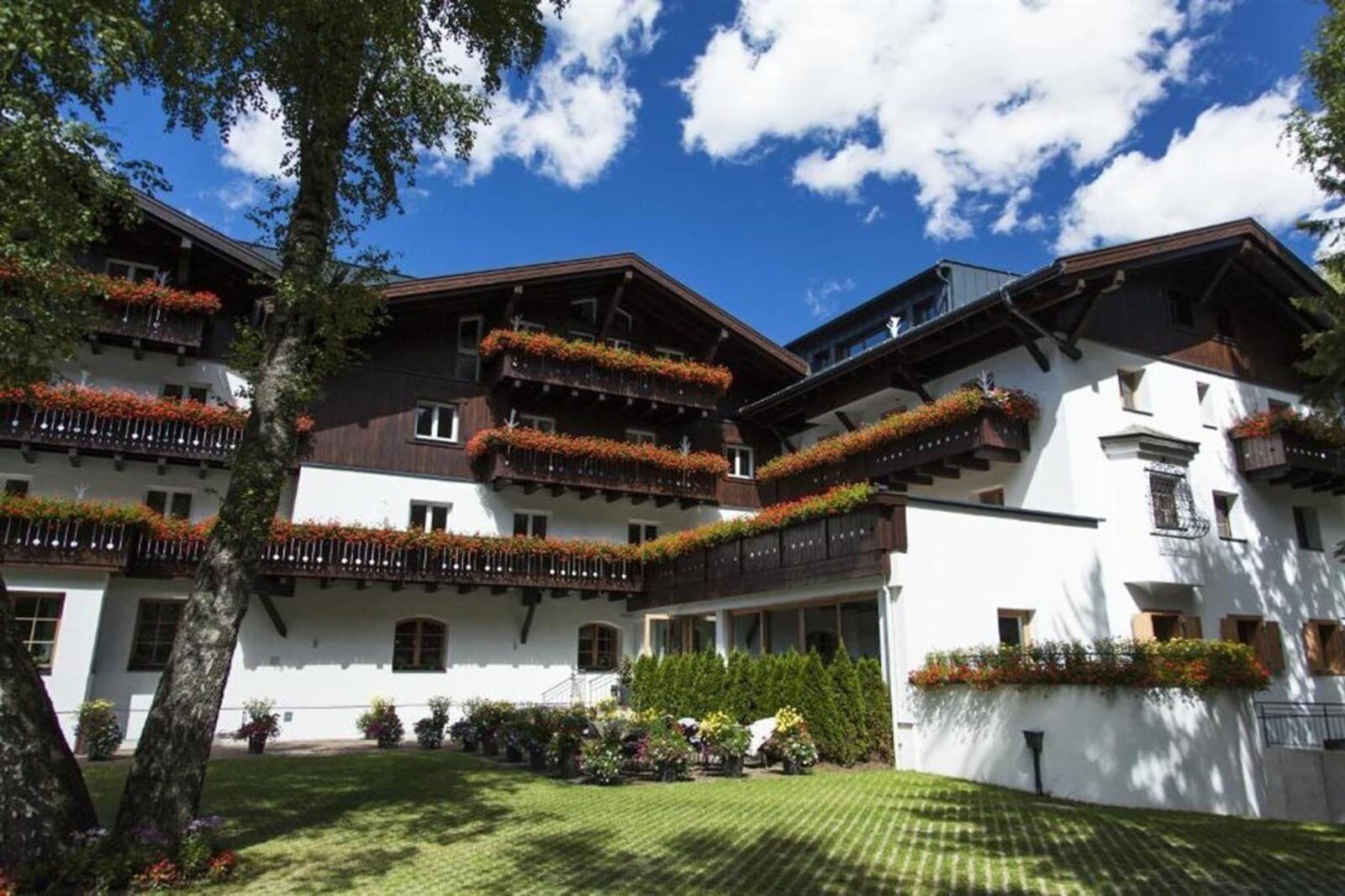 Valluga Hotel
