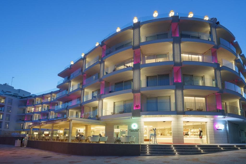 One Ibiza Suites